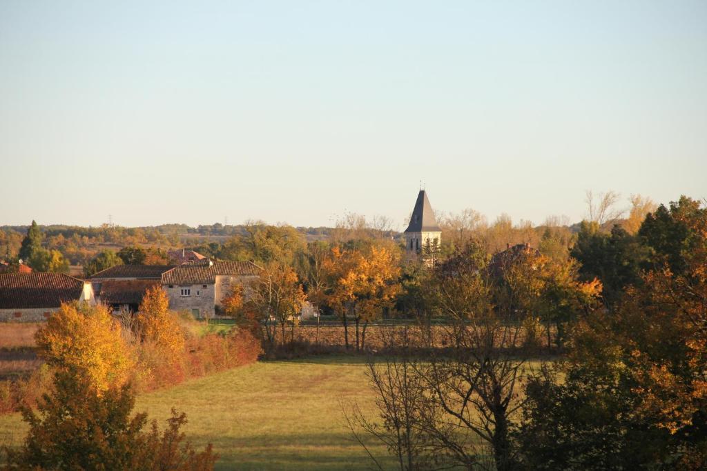 Domaine De L'Isle Basse Bed & Breakfast Fontanes  Exterior photo